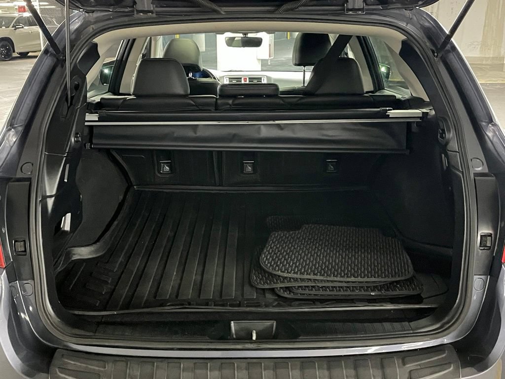 Used 2017 Subaru Outback 2.5i Limited AWD/4WD image 36
