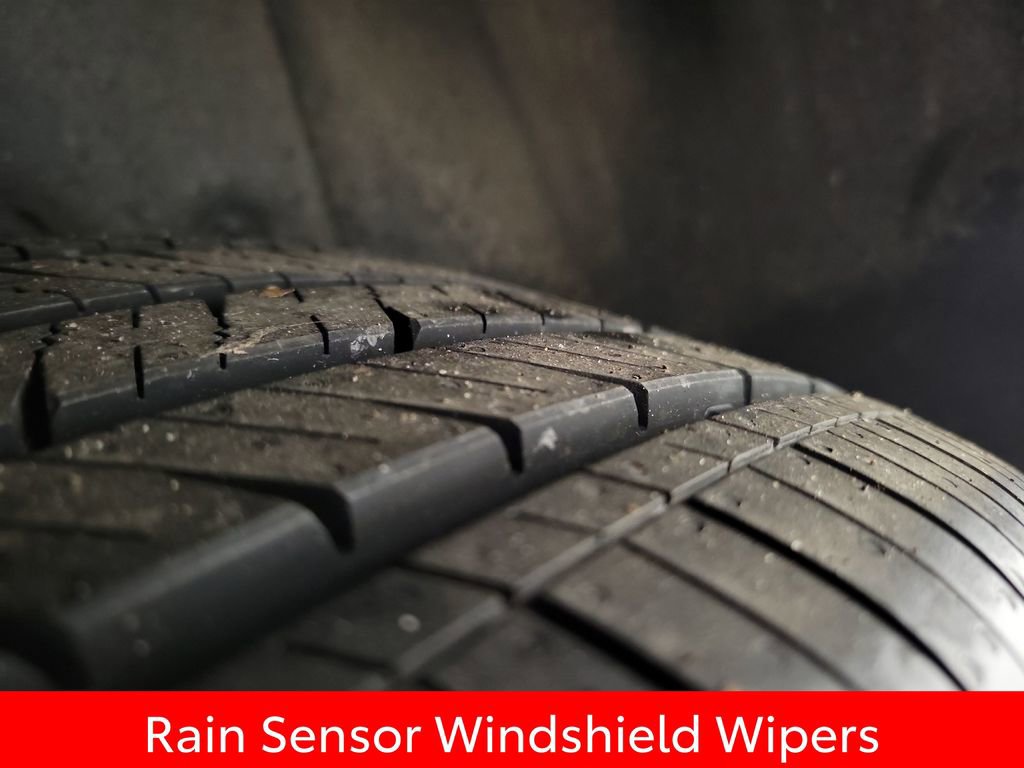 Used 2021 Lexus UX 250h w/ Premium Package image 11