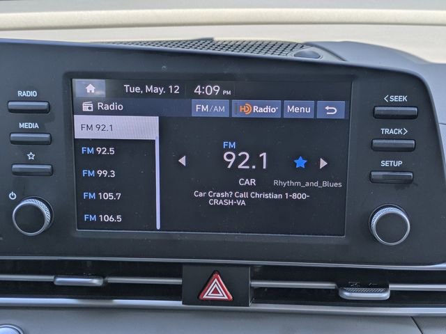 Certified 2025 Hyundai Elantra Sport FWD image 17
