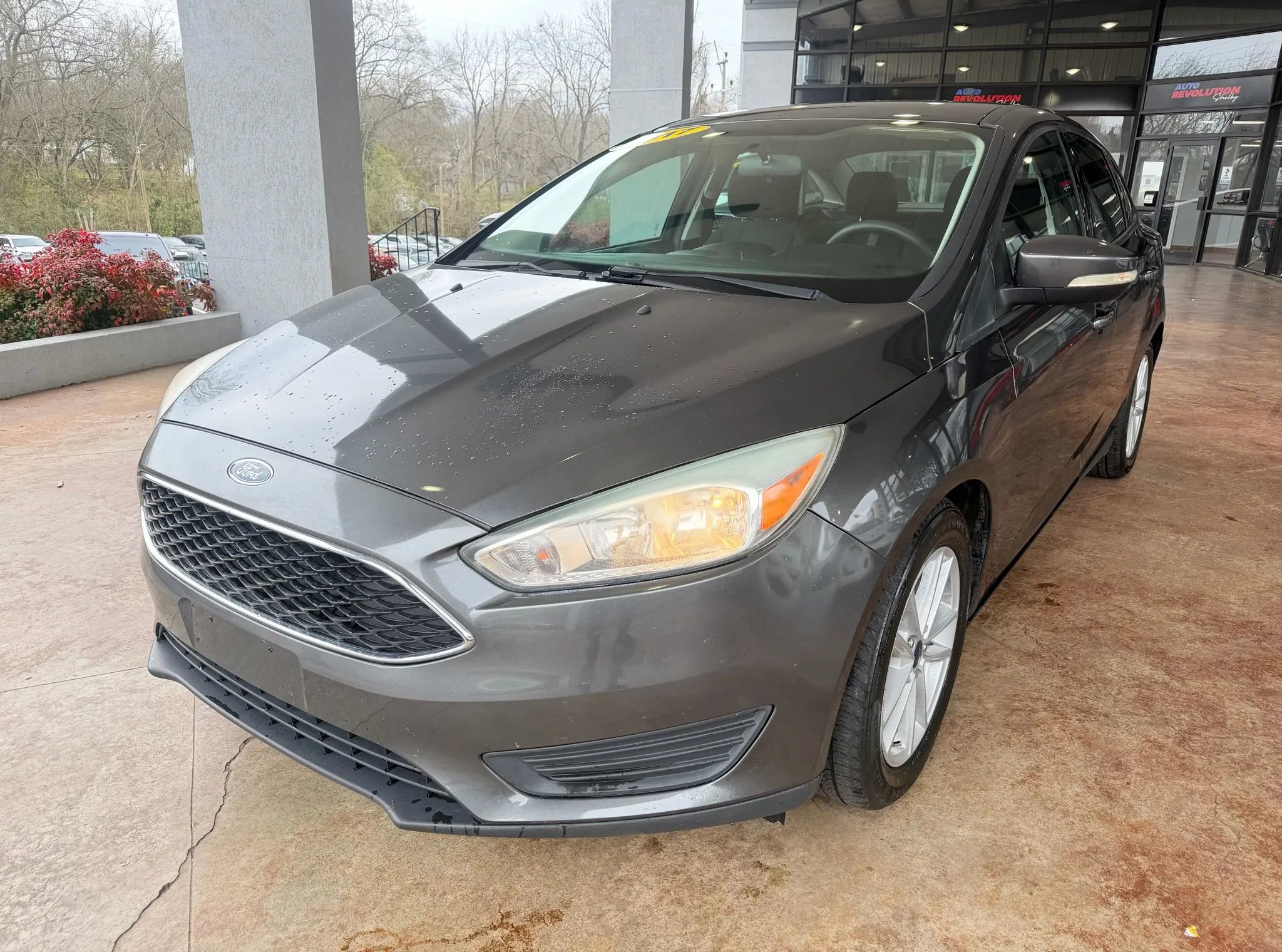Used 2017 Ford Focus SE image 3