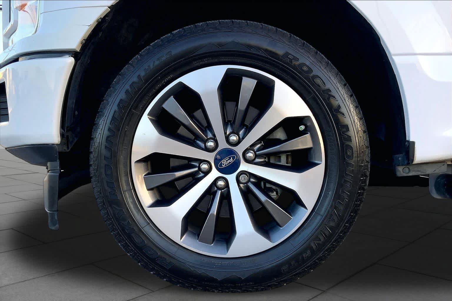 Used 2019 Ford F150 XL w/ Equipment Group 101A Mid RWD image 11