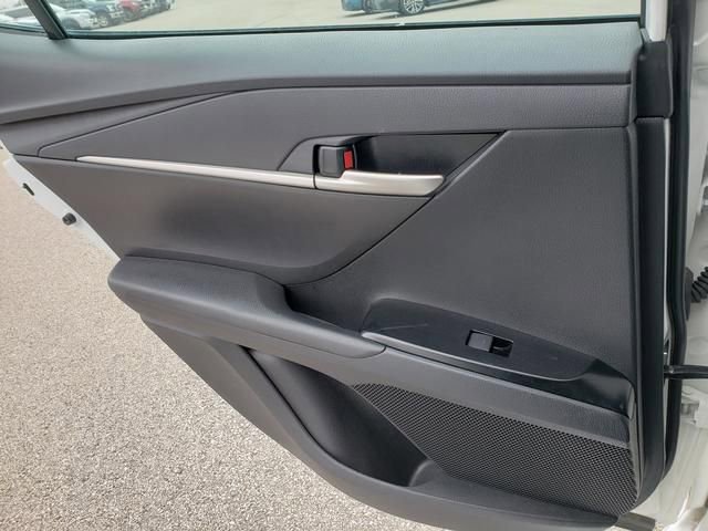 Used 2025 Toyota Camry LE FWD image 12