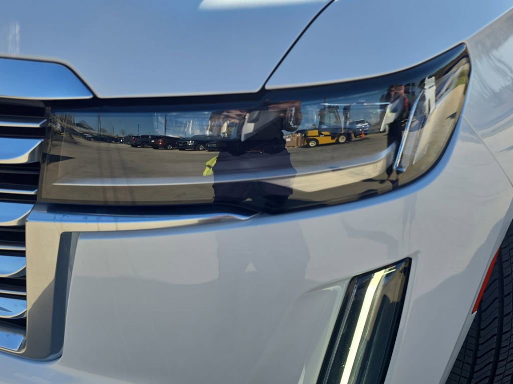 Used 2022 Cadillac Escalade Premium Luxury Platinum image 32