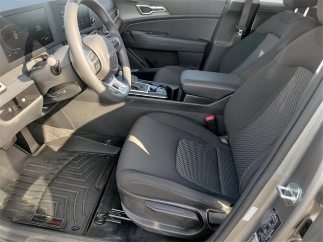 Used 2023 Kia Sportage LX image 18