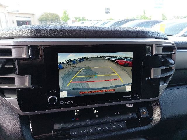Used 2023 Toyota Tundra SR5 w/ SR5 Convenience Package AWD/4WD image 17