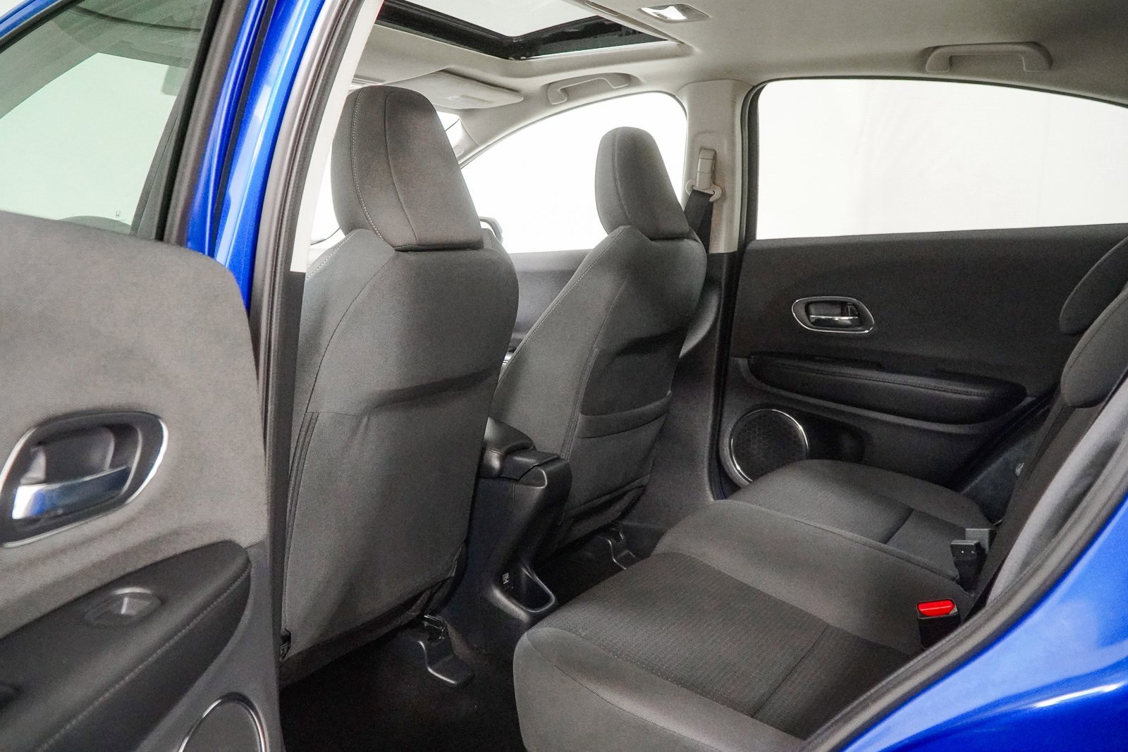 Used 2021 Honda HR-V EX image 40