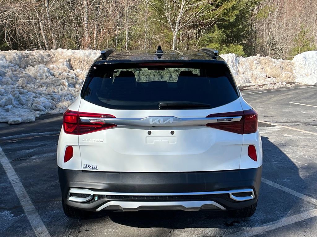 Used 2023 Kia Seltos S image 4