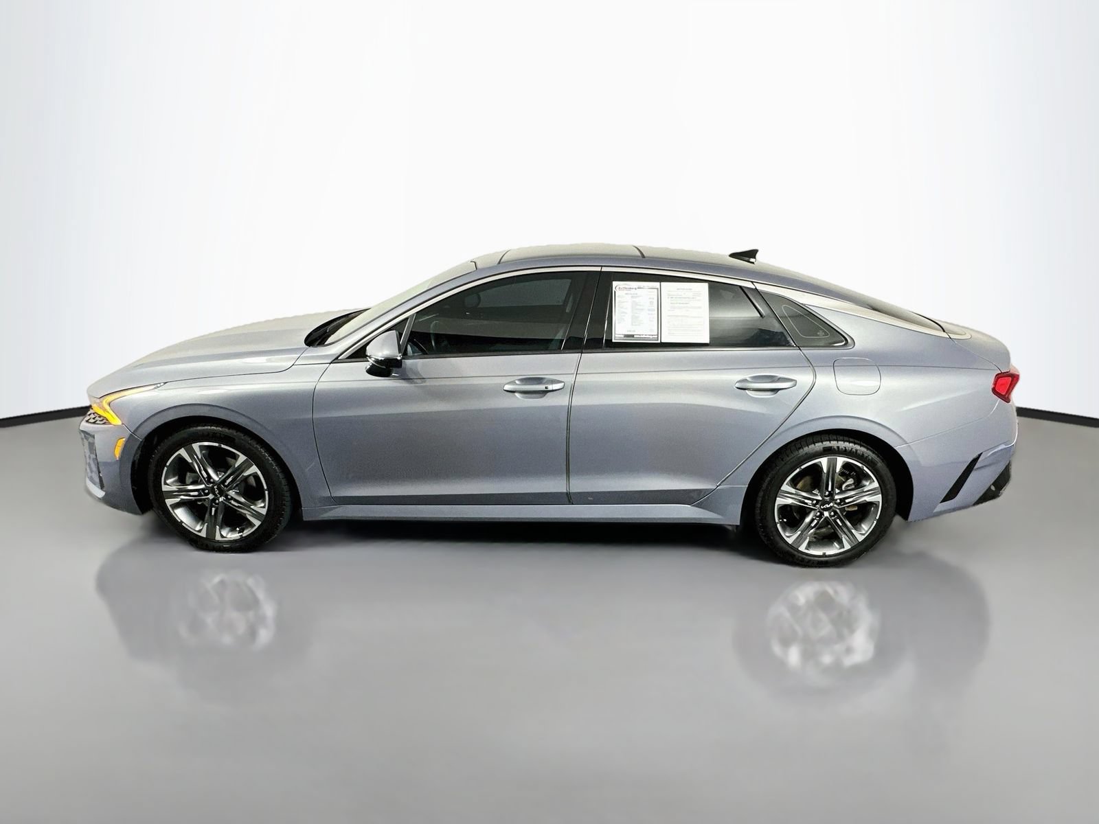 Used 2022 Kia K5 EX w/ EX Premium Package FWD image 4