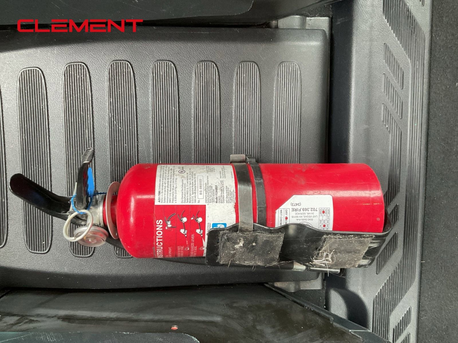 Used 2023 Ford Transit 350 XLT image 17