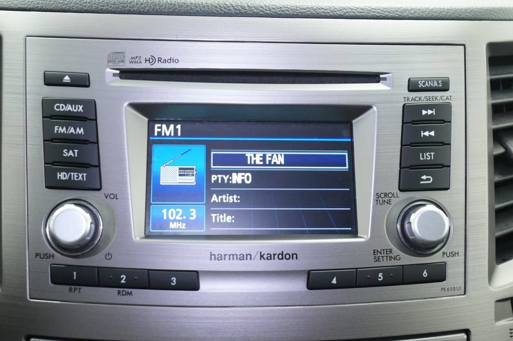 Used 2014 Subaru Outback 2.5i Limited AWD/4WD image 29
