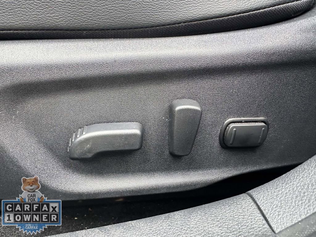 Used 2024 Nissan Sentra SR w/ SR Premium Package FWD image 25
