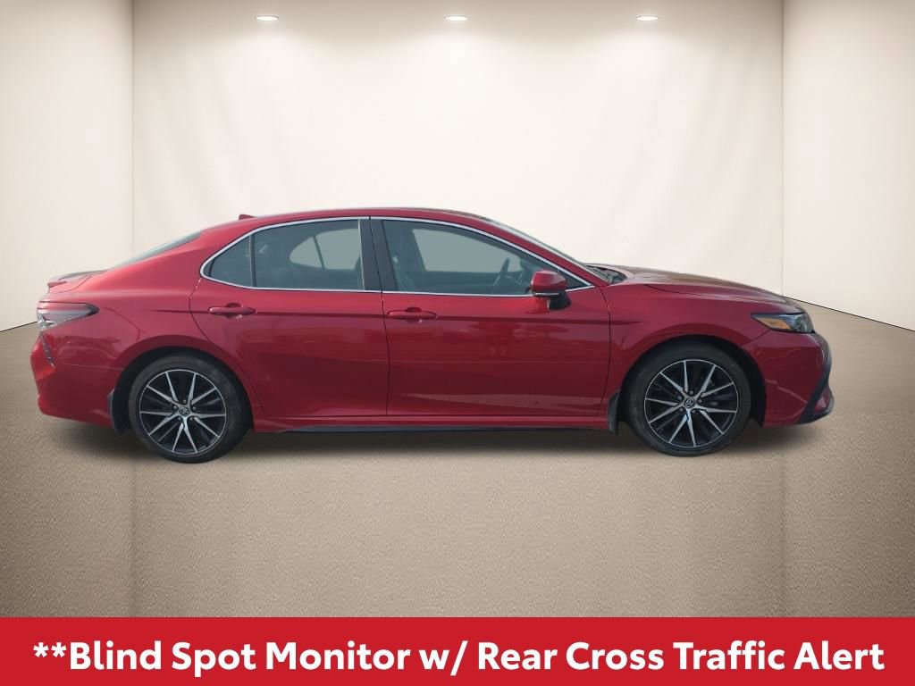 Used 2023 Toyota Camry SE w/ Convenience Package FWD image 4