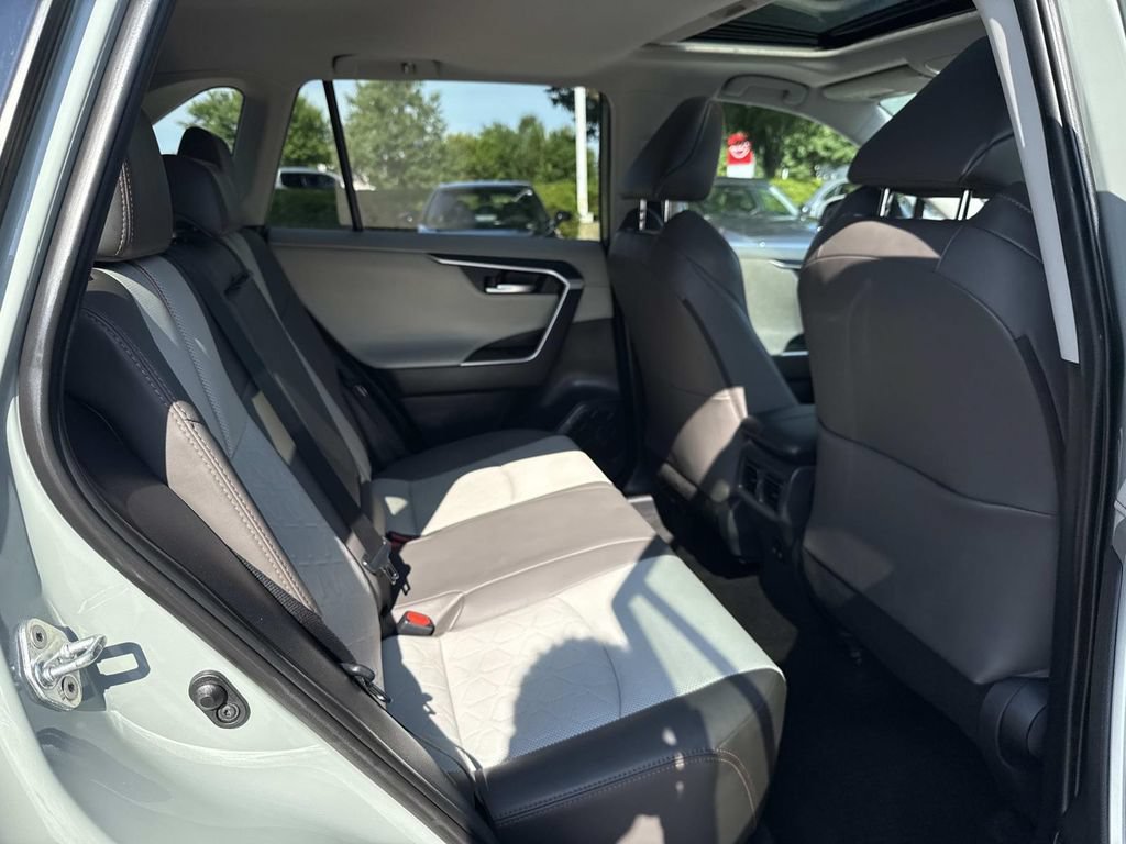 Used 2019 Toyota RAV4 Adventure w/ Cold Weather Package AWD/4WD image 22