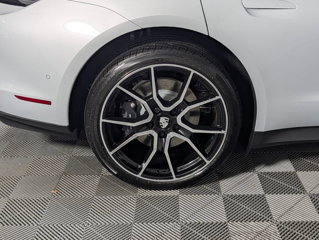 New 2026 Porsche Taycan AWD/4WD image 13