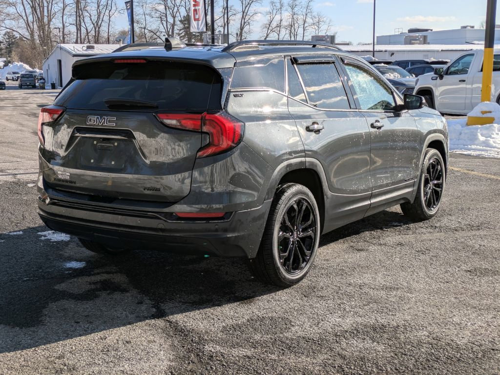 Certified 2021 GMC Terrain SLT w/ Infotainment Package II image 7