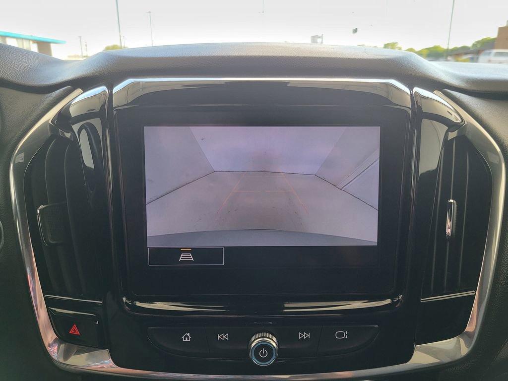 Used 2022 Chevrolet Traverse LT image 12