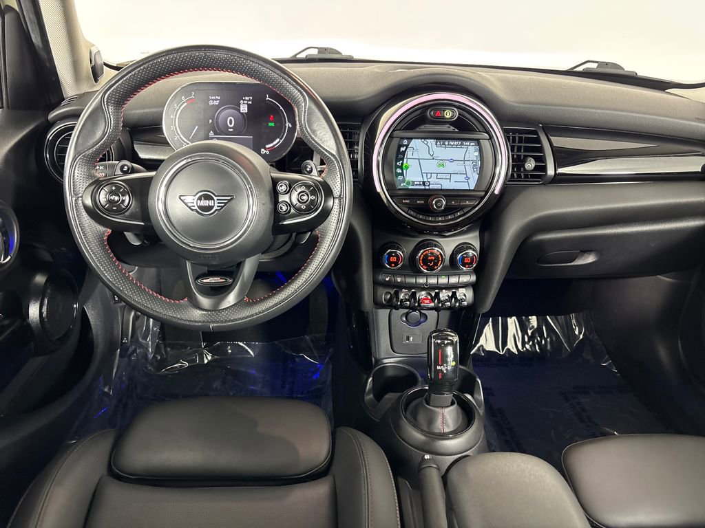 Used 2021 MINI Cooper S w/ Premium Package image 25