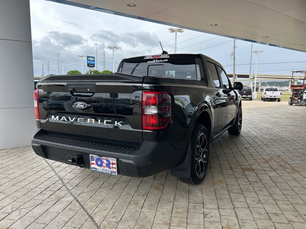 Used 2025 Ford Maverick Lariat w/ 4K Tow Package AWD/4WD image 4