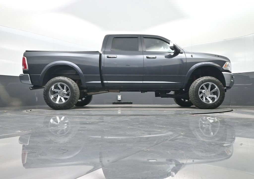 Used 2015 RAM 2500 Laramie w/ Protection Group image 31