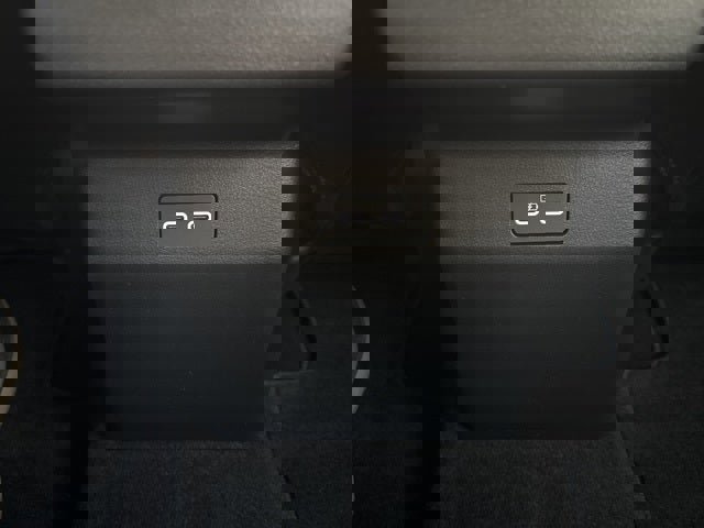 Used 2025 MAZDA CX-50 AWD 2.5 Hybrid w/ Premium Pkg image 19