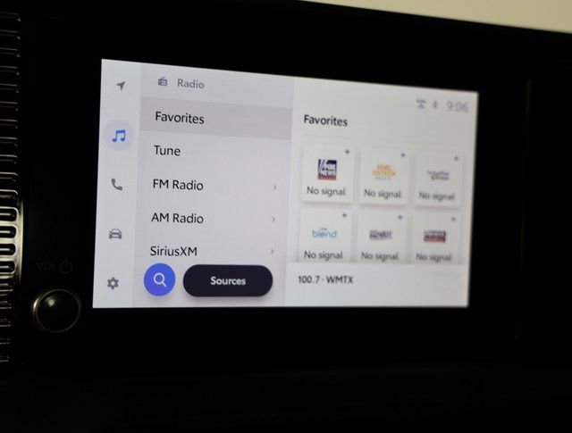 Used 2025 Toyota Land Cruiser image 17