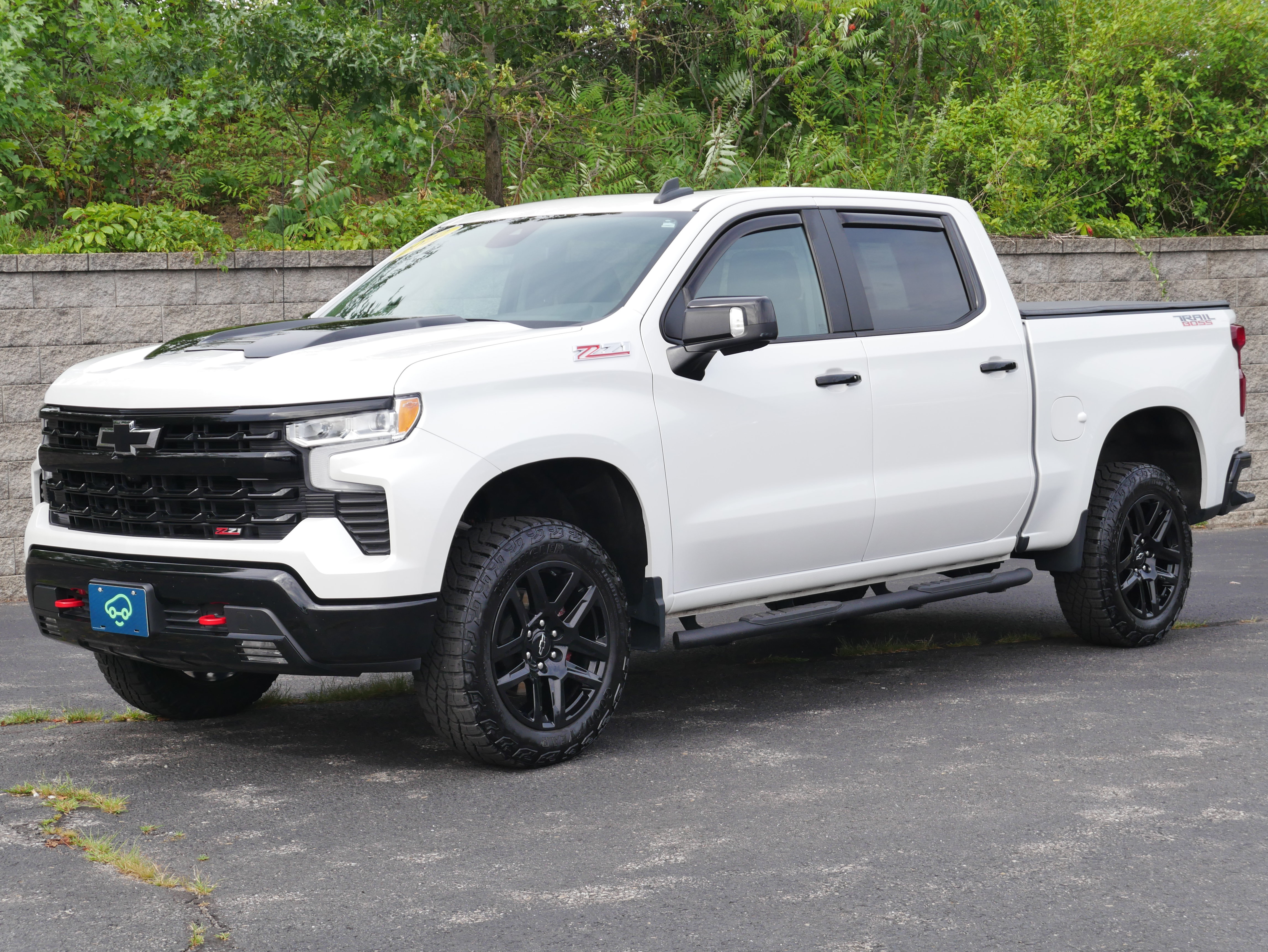 Certified 2022 Chevrolet Silverado 1500 LT Trail Boss w/ LT Trail Boss Premium Package AWD/4WD image 1