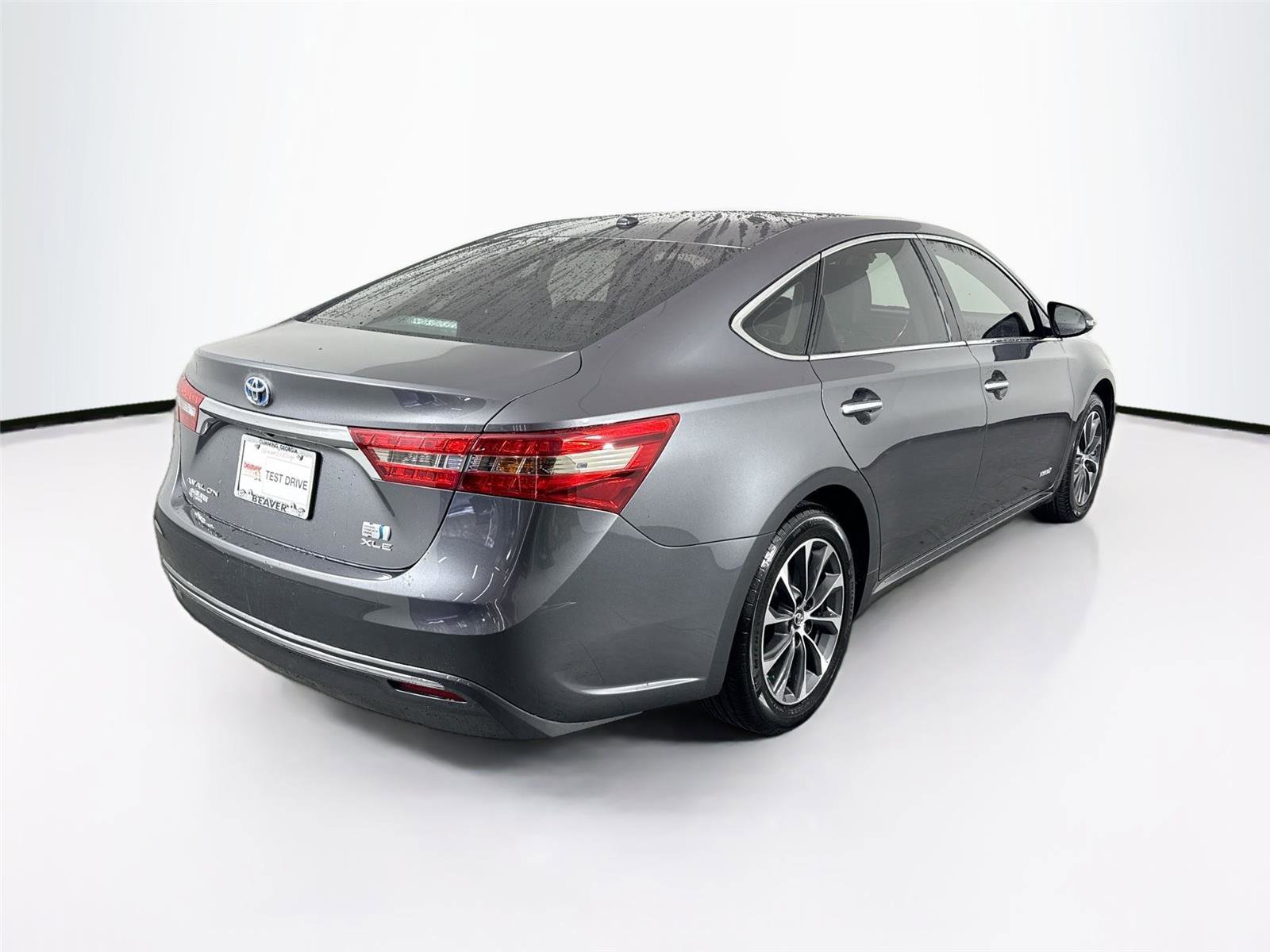 Used 2018 Toyota Avalon XLE Premium image 6