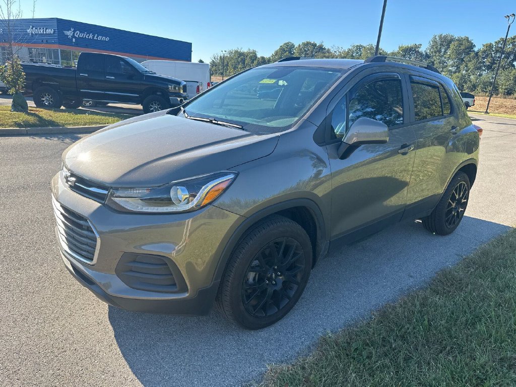 Used 2022 Chevrolet Trax LT w/ Sport Edition AWD/4WD image 4