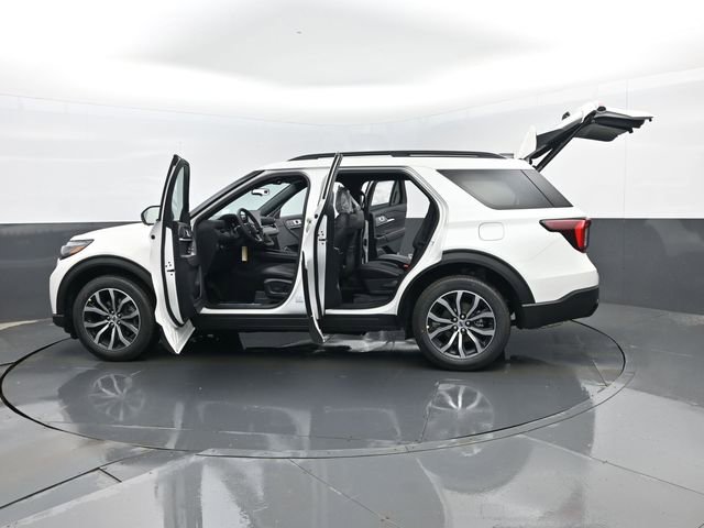 New 2026 Ford Explorer ST-Line image 33