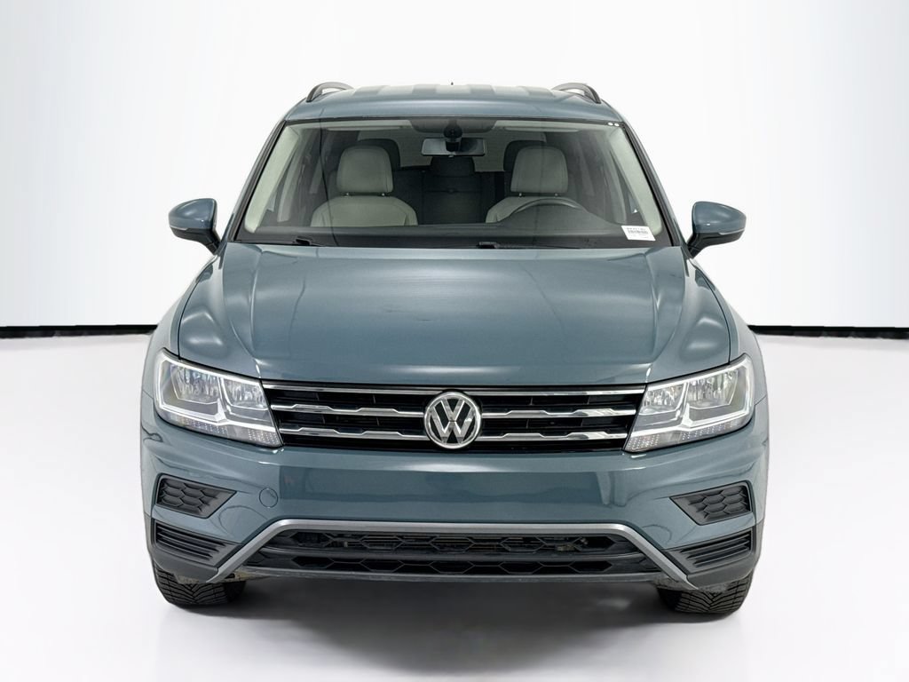 Used 2020 Volkswagen Tiguan SE AWD/4WD image 2