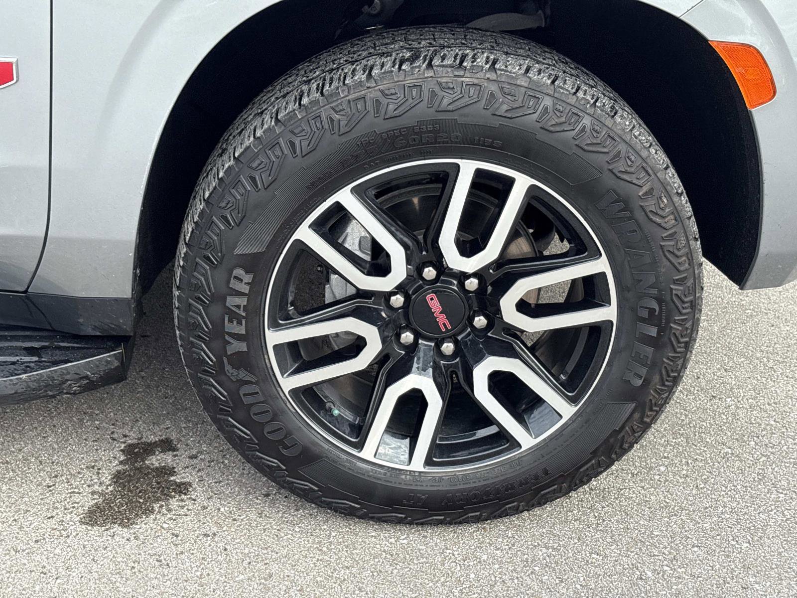 Certified 2023 GMC Yukon AT4 image 10