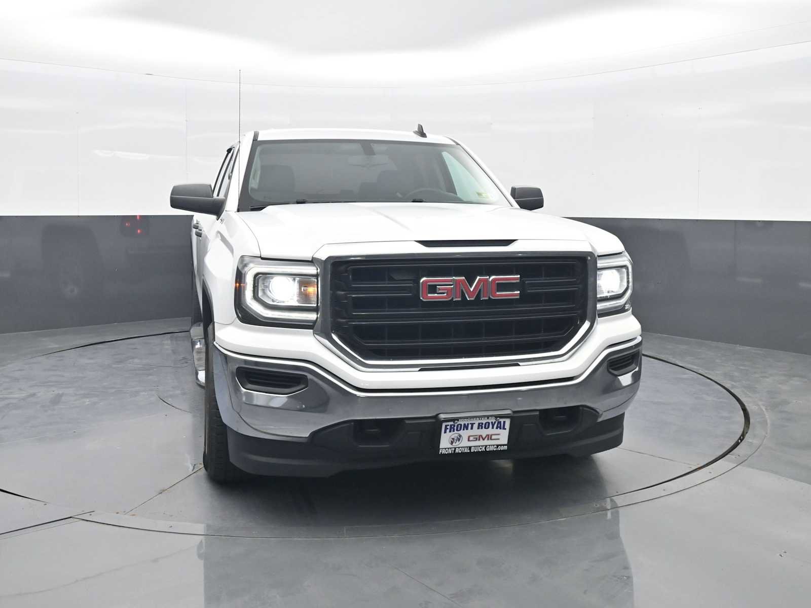 Used 2017 GMC Sierra 1500 4x4 Double Cab image 2