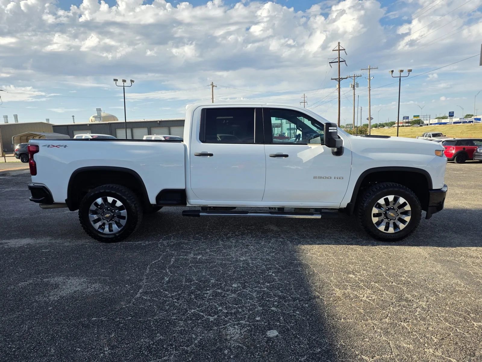 Used 2022 Chevrolet Silverado 2500 Custom w/ Infotainment Package AWD/4WD image 8
