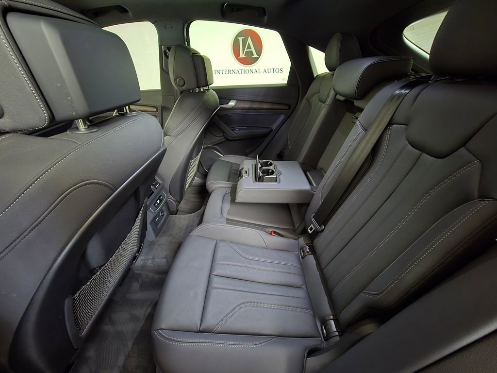 Used 2023 Audi Q5 2.0T Premium w/ Convenience Package image 18