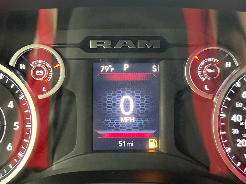 New 2026 RAM 1500 Express AWD/4WD image 13