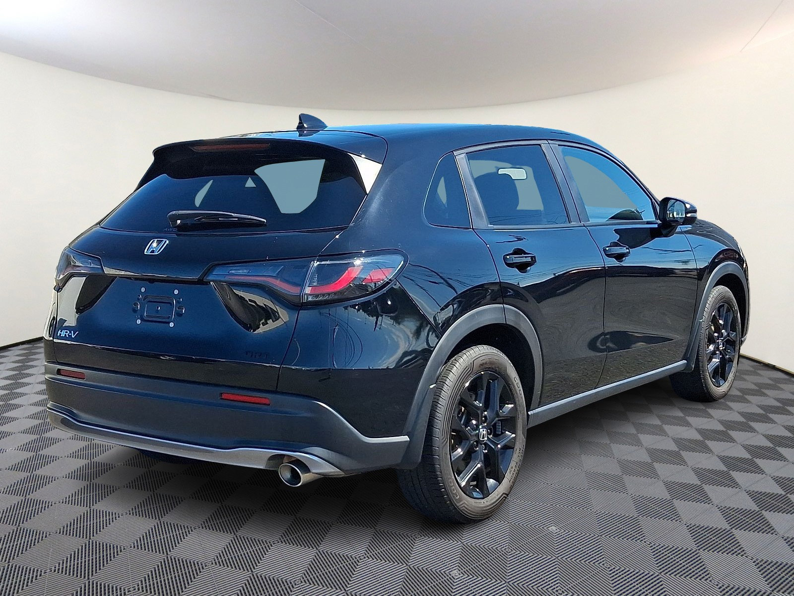 Used 2024 Honda HR-V Sport image 7