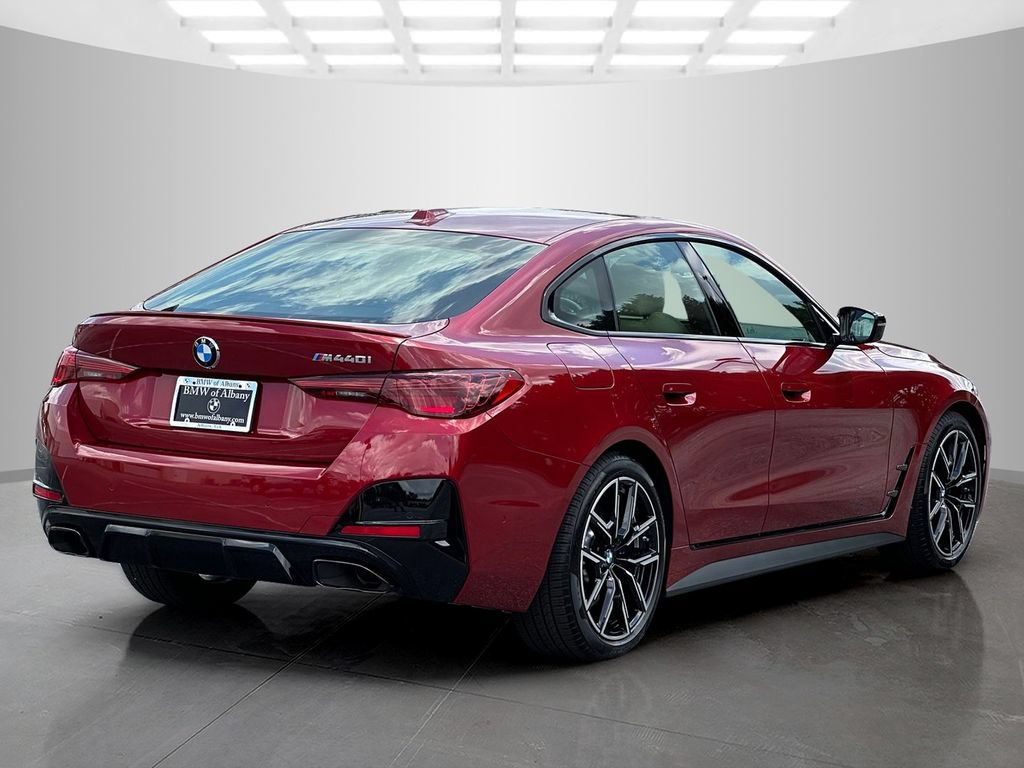 Used 2026 BMW M440i RWD image 6