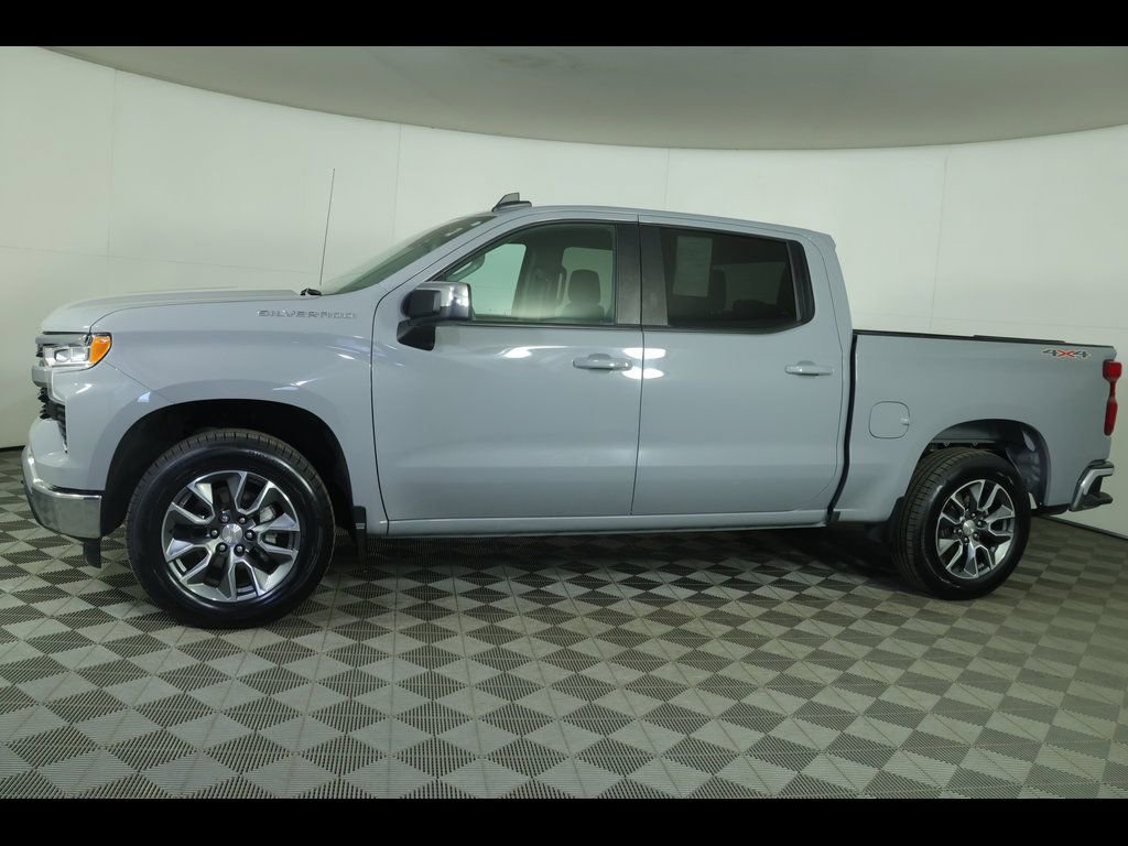 Used 2024 Chevrolet Silverado 1500 LT image 15