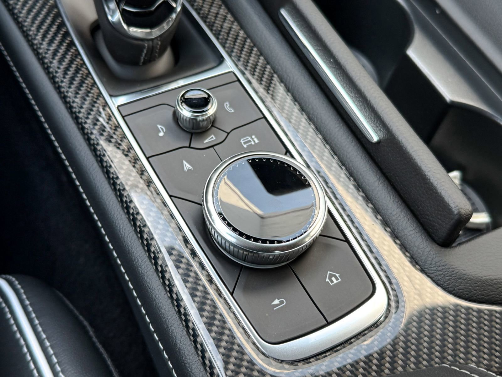New 2026 Cadillac CT5 V w/ Technology Package image 26