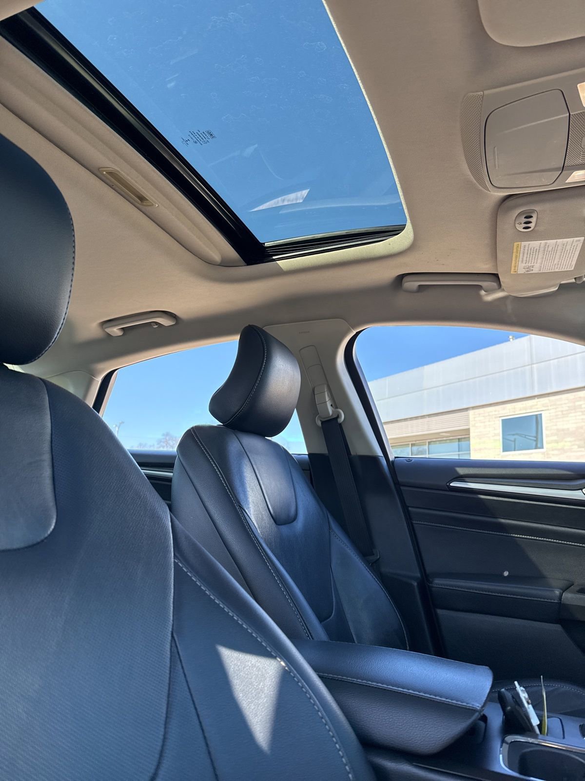 Used 2017 Ford Fusion Titanium image 28