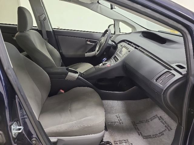 Used 2015 Toyota Prius Two FWD image 12