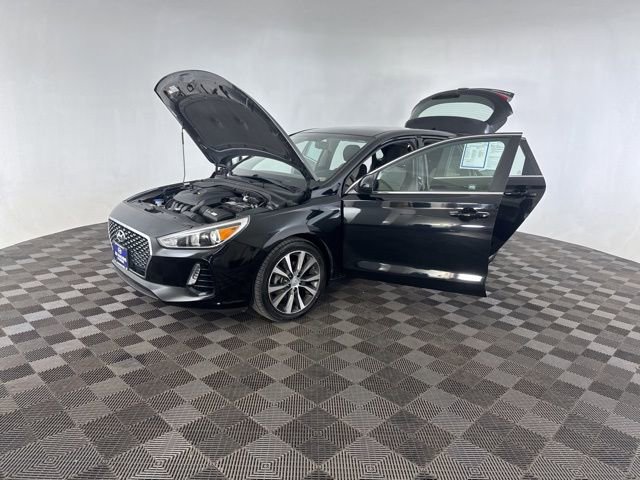 Used 2020 Hyundai Elantra GT image 12