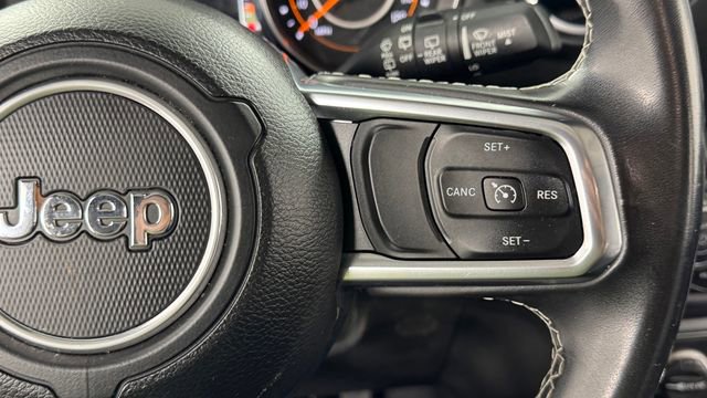 Used 2019 Jeep Wrangler Unlimited Sahara AWD/4WD image 23