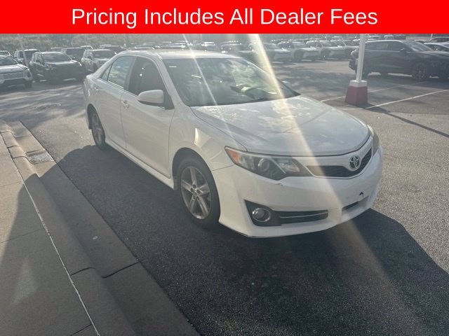 Used 2014 Toyota Camry SE FWD image 7