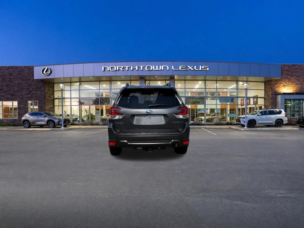 Used 2020 Subaru Forester Premium AWD/4WD image 20