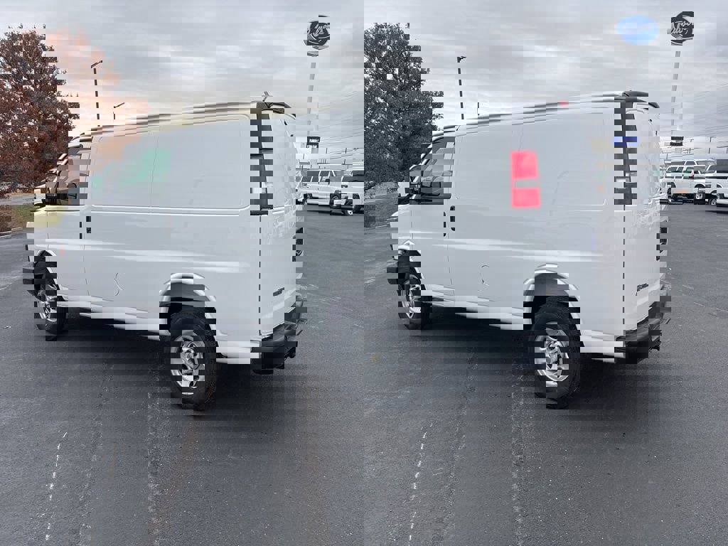 New 2025 Chevrolet Express 2500 w/ Driver Convenience Package image 5