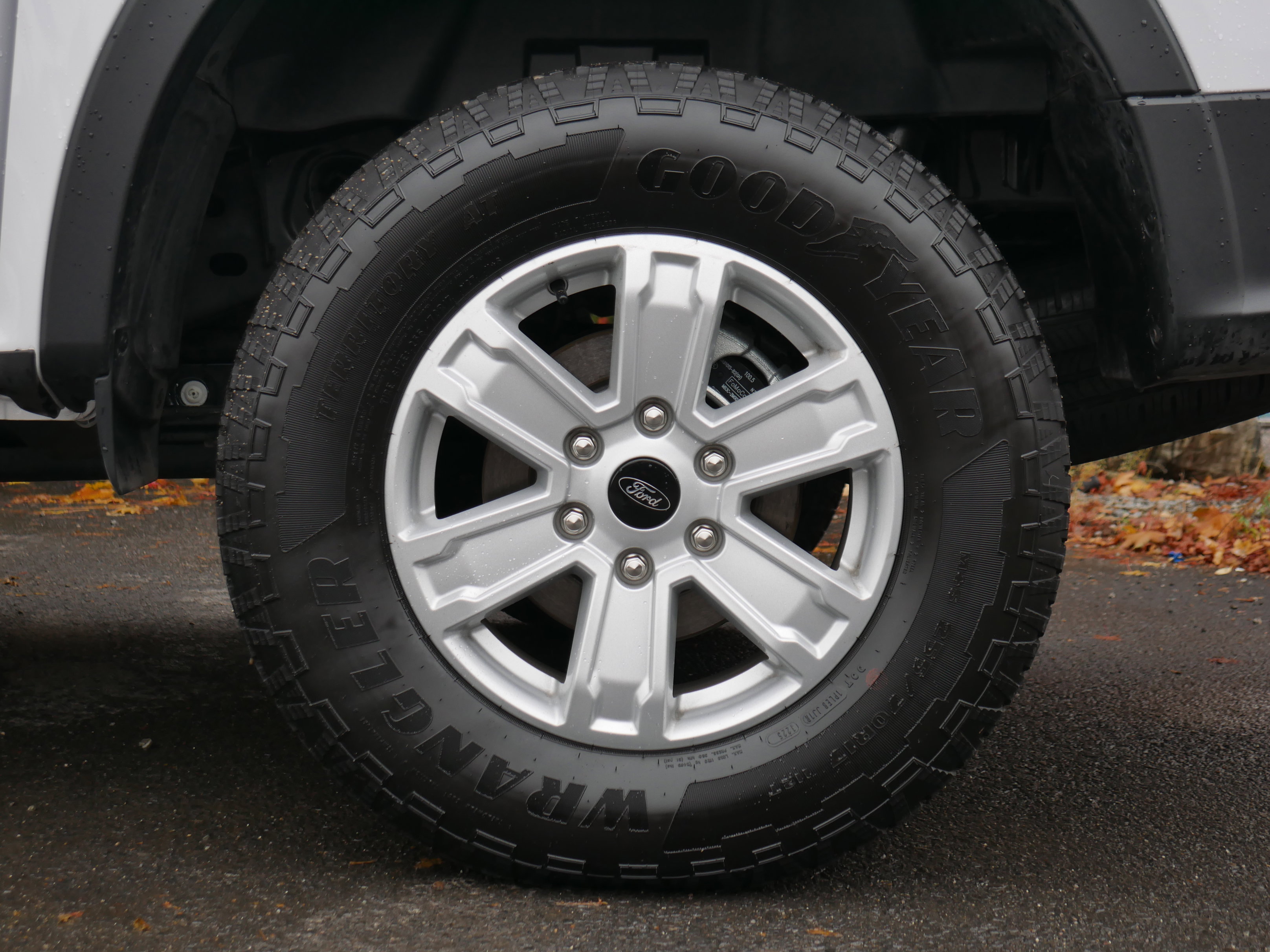 New 2025 Ford Ranger XL image 18