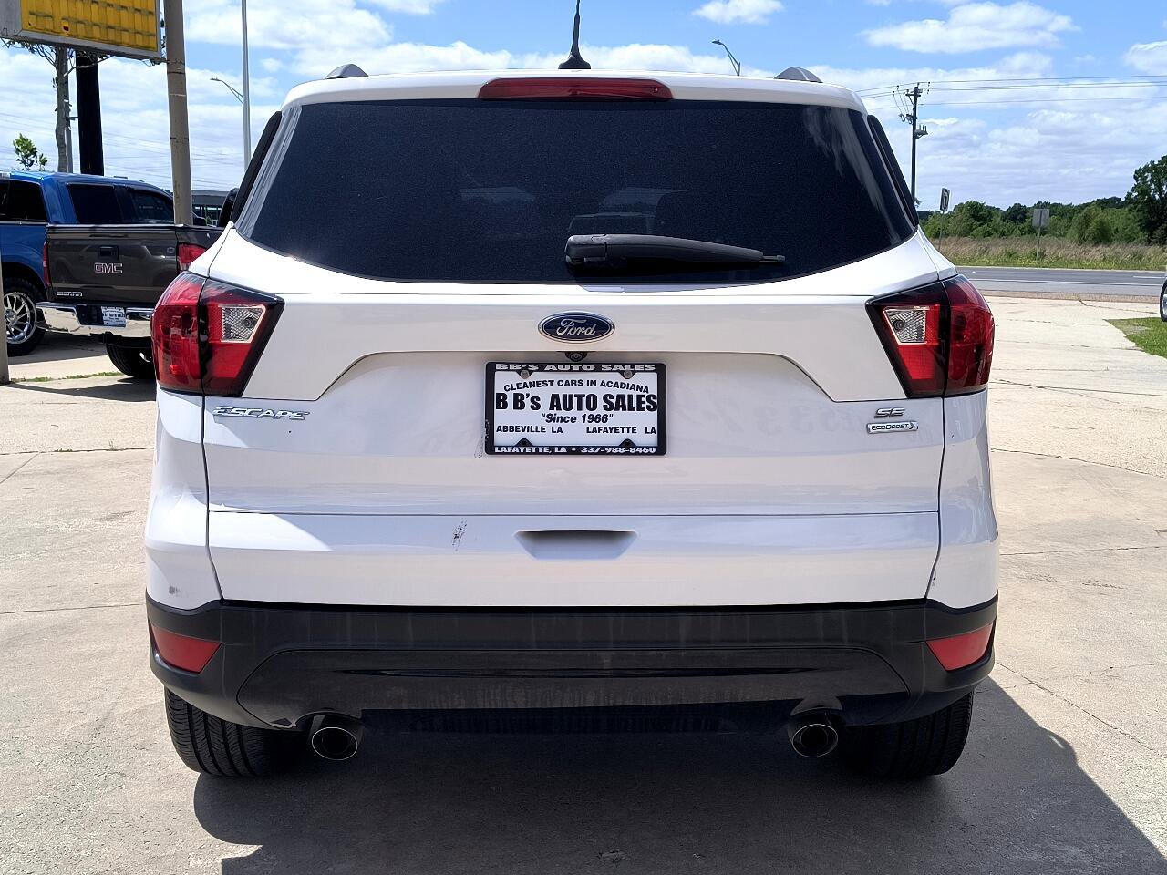 Used 2019 Ford Escape SE image 5