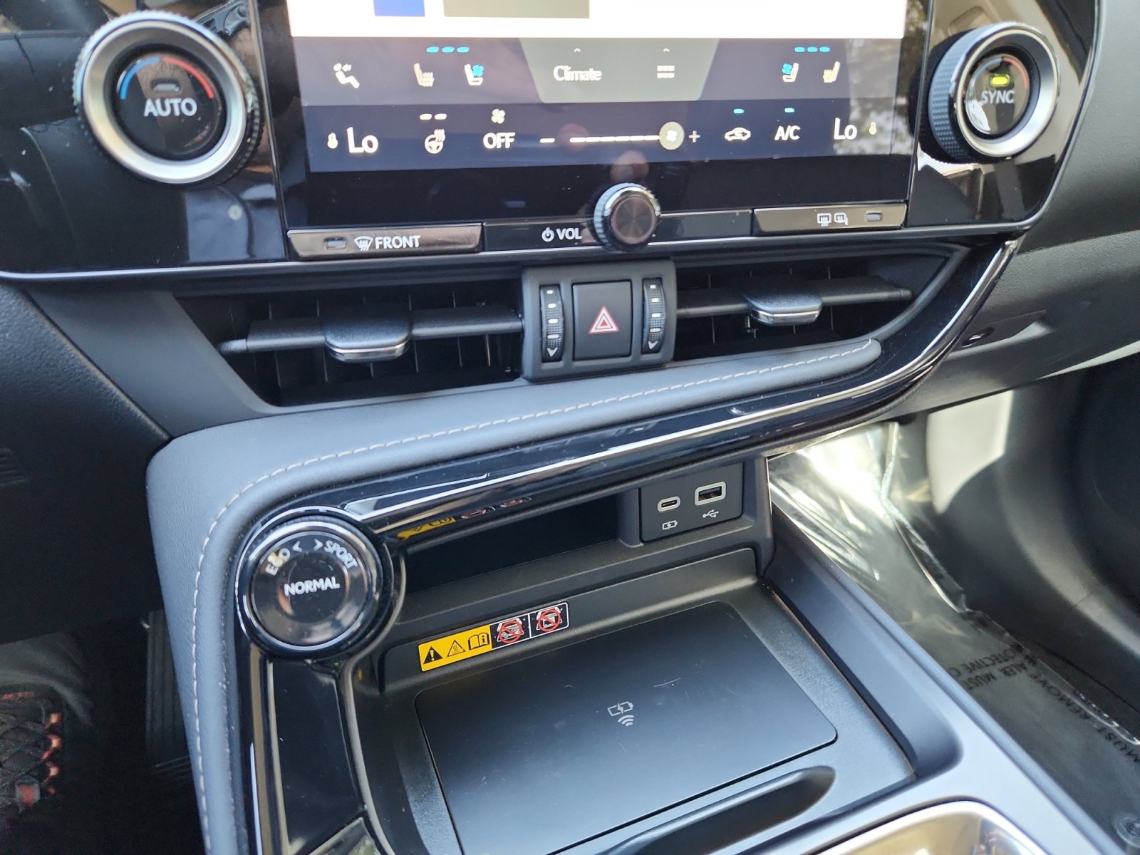 Used 2026 Lexus NX 350 AWD w/ Accessory Package (2T) image 12