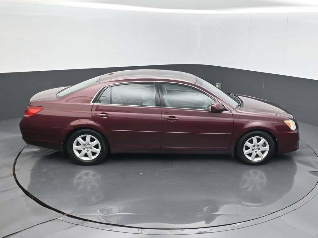 Used 2009 Toyota Avalon FWD image 14